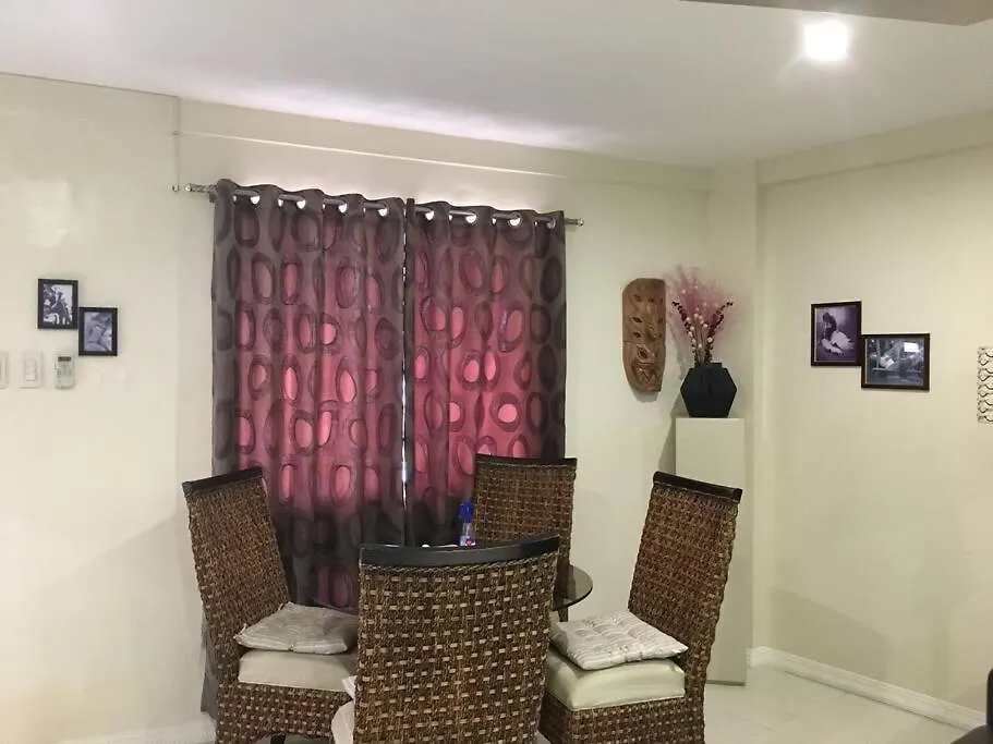 公寓 2 Large Br At Kandi, 300Mbps Internet,110Sqm Condo 安吉利斯