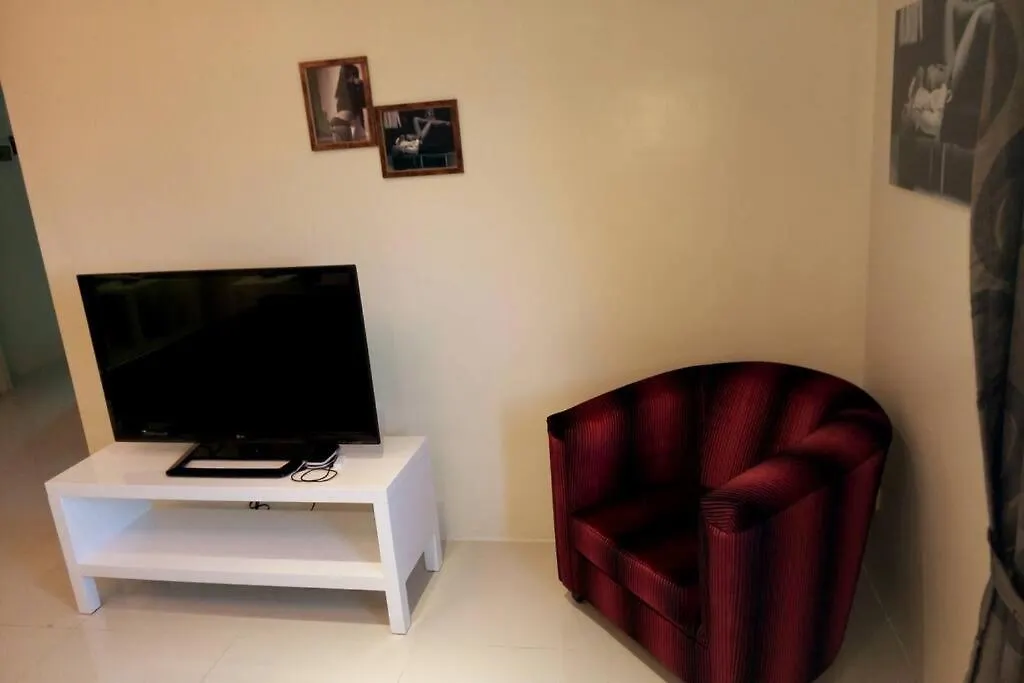 公寓 2 Large Br At Kandi, 300Mbps Internet,110Sqm Condo 安吉利斯