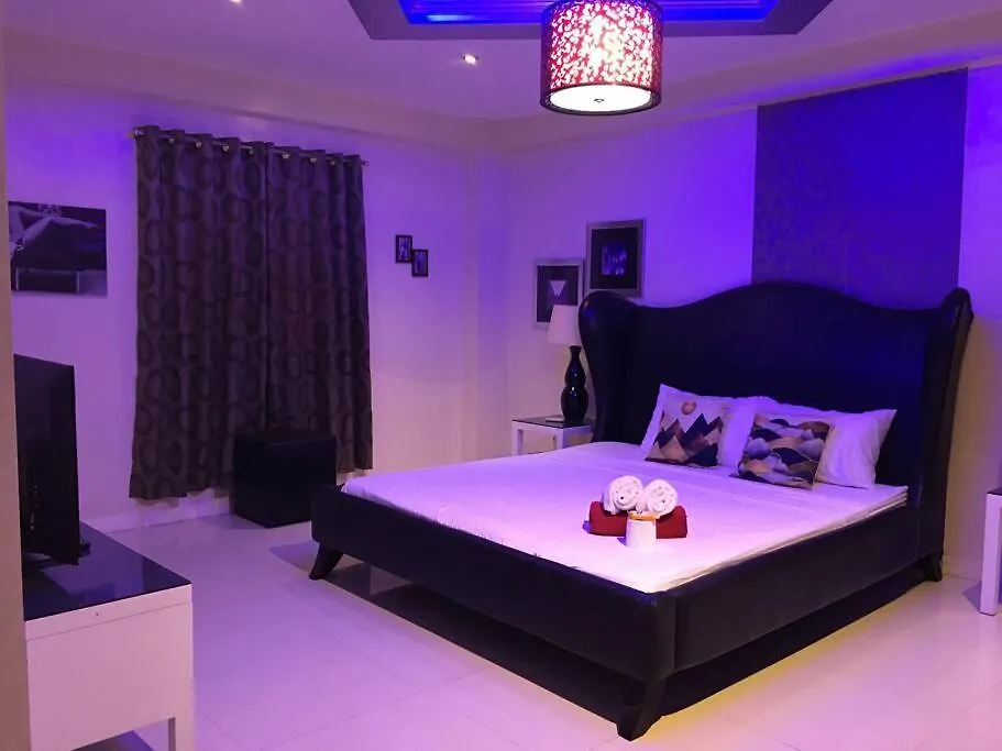 אנגלס 2 Large Br At Kandi, 300Mbps Internet,110Sqm Condo 0*,