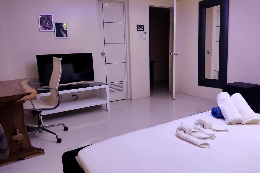 אנגלס 2 Large Br At Kandi, 300Mbps Internet,110Sqm Condo