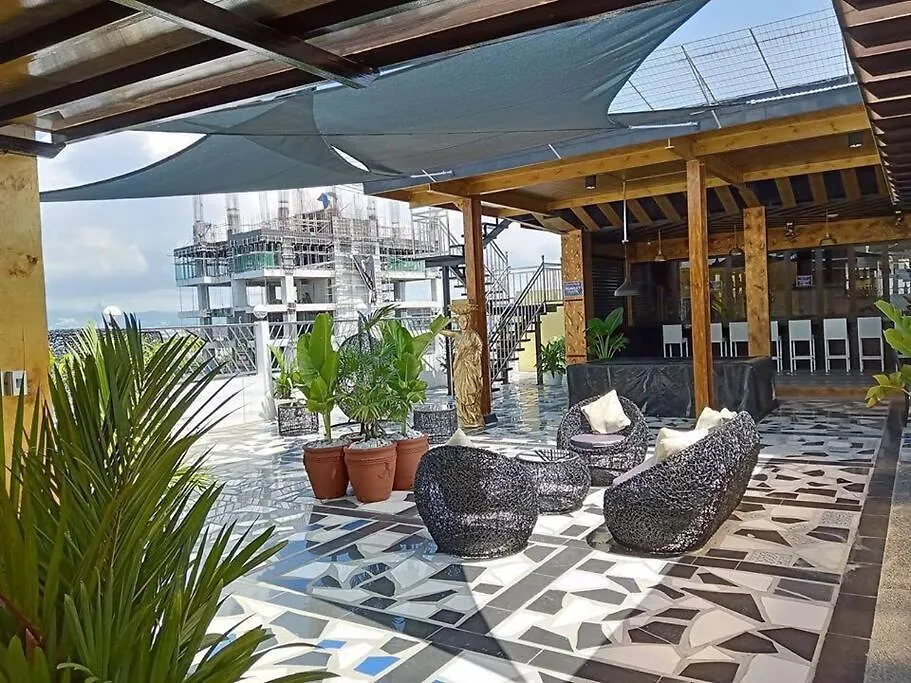 אנגלס 2 Large Br At Kandi, 300Mbps Internet,110Sqm Condo 0*,  הפיליפינים